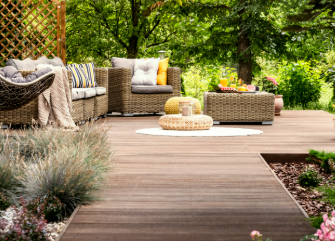2025 Backyard Gardening Trends: How American Homeowners Are Crafting Functional Outdoor Oases